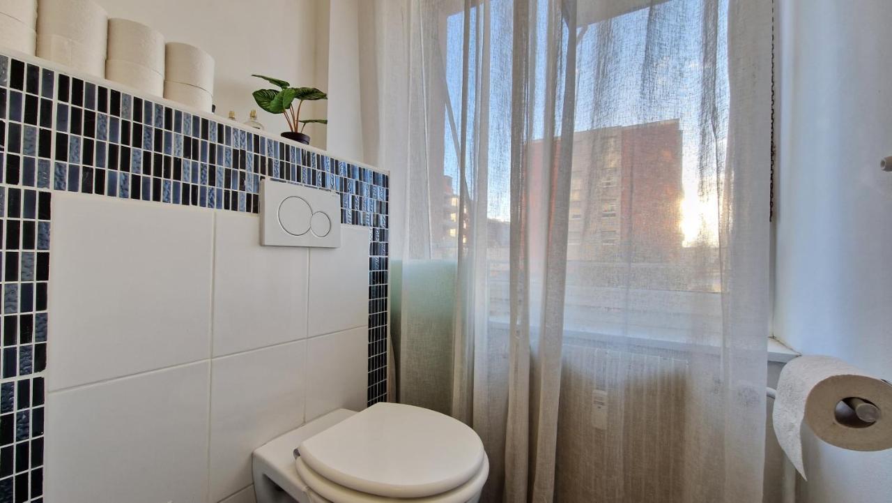 King Bed 4 People Near Basel, Switzerland, Weil Am Rhein, Loerrach, Germ'Any, Near Airport Apartment Saint-Louis  Exterior foto